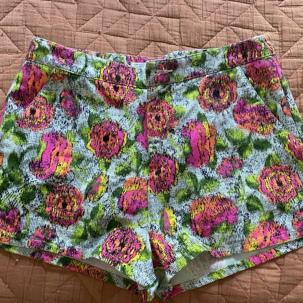 Zara maximalist shorts